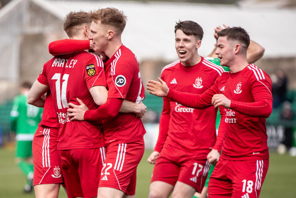 Connah's Quay Nomads' Callum Bratley makes it 2-1 during the JD Welsh Cup Semi Final between Connah’s Quay Nomads and Llanelli Town at Park Avenue, Aberystwyth. 15th of March, Aberystwyth, Wales